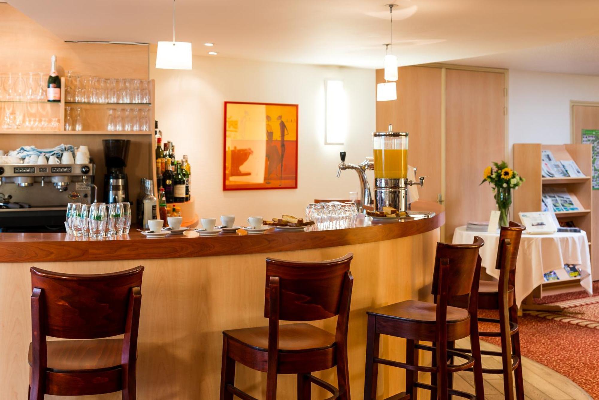 Brit Hotel Rennes Cesson Exterior foto