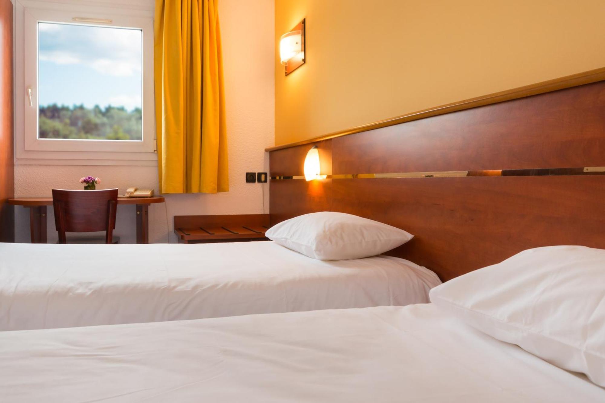 Brit Hotel Rennes Cesson Exterior foto